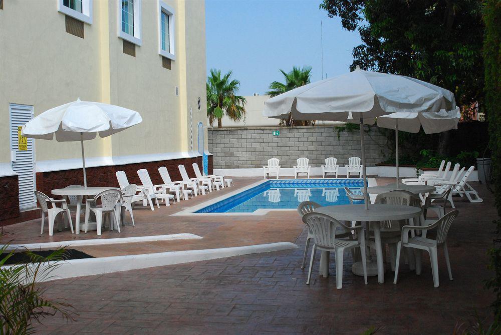 Rio Vista Inn Business High Class Tampico Exterior foto
